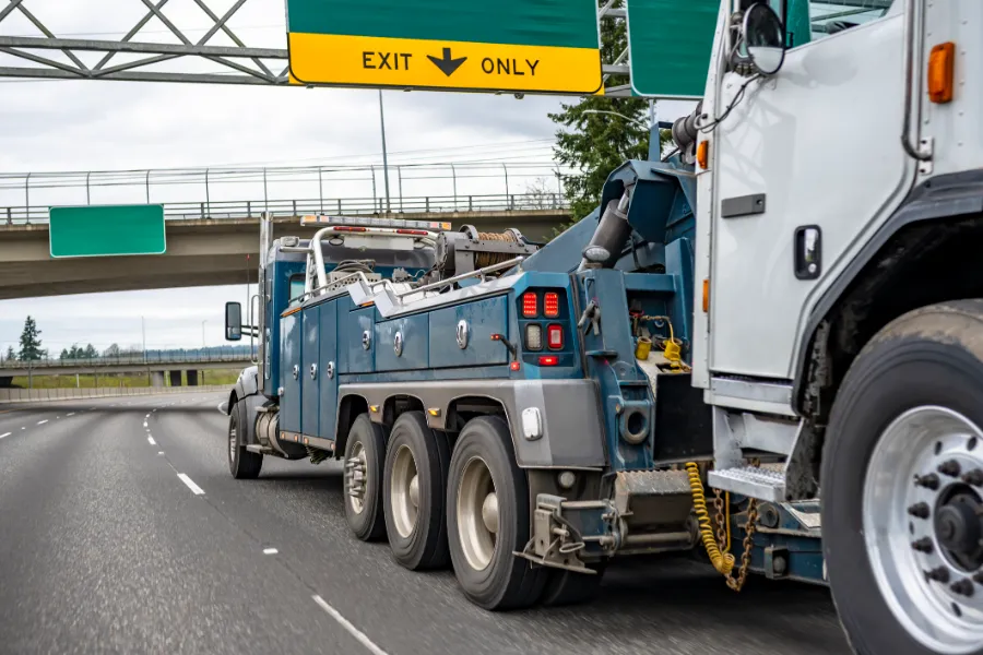 Trusted Heavy Duty Towing in Hialeah, FL